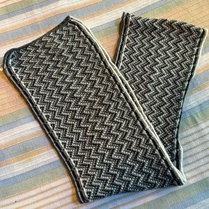 Joe Boxer knit scarf black/ white / grey 7”wide 64” length